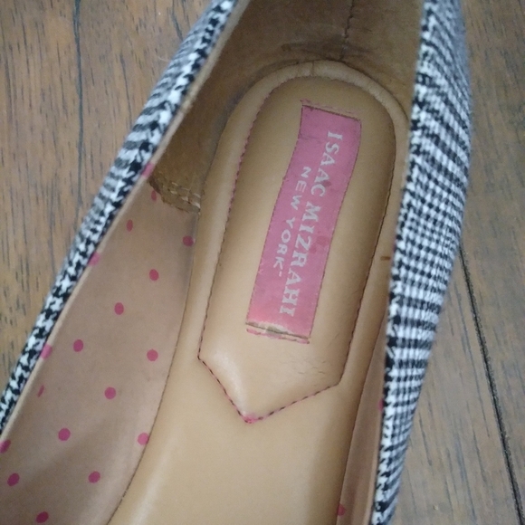 Isaac Mizrahi Glen Plaid and Red Leather Pointed Toe Flats - Picture 6 of 6